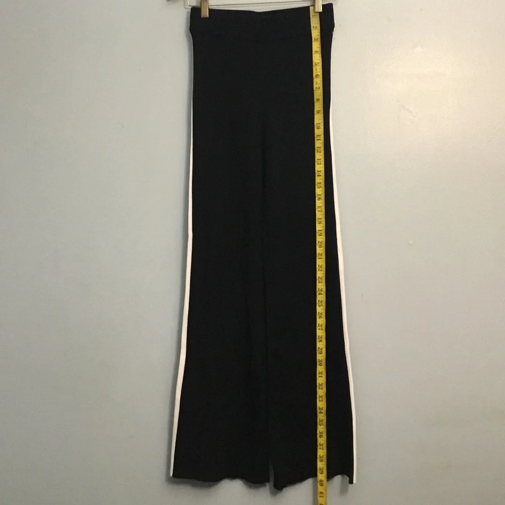 House of Harlow 1960 stylish wide